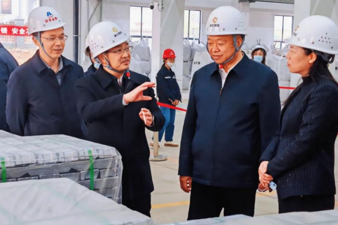 94a54c2087e47bd67dceecf27a590e2d.jpg 94a54c2087e47bd67dceecf27a590e2d.jpg